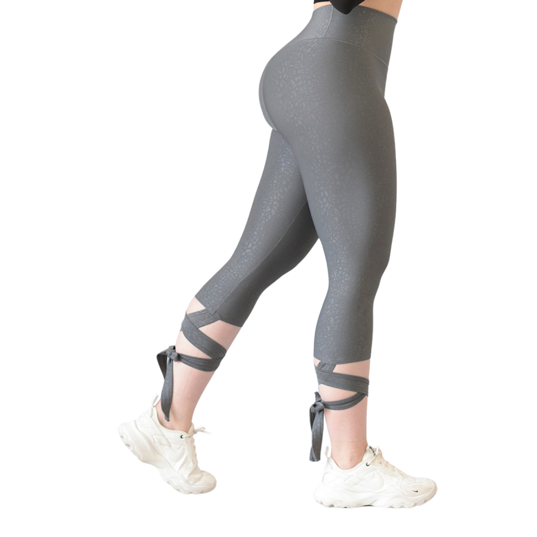 Capri Deportivos para Mujer Fitness: Efecto Básico, Cintura Alta, Textil Lycra Transpirable con Relieves Print, Color Gris | Adriana Olimpo