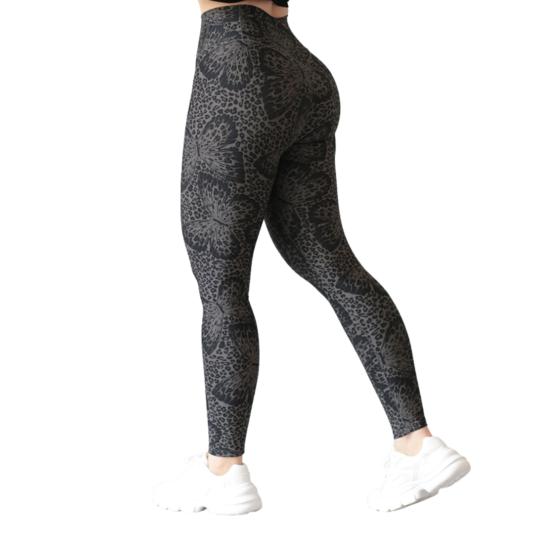 Leggings deportivos supplex para mujer, efecto push up con cintura alta, textil lycra transpirable con acabado liso mariposas . Color gris | Adriana Olimpo