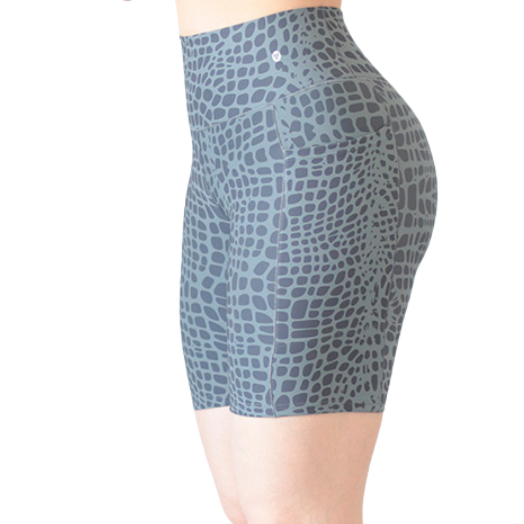 Biker Deportivos para Mujer Fitness: Efecto Básico, Cintura Alta, Con Bolsillos Laterales, Textil Lycra Transpirable con Acabado Liso Leopardo, Color Azul | Adriana Olimpo