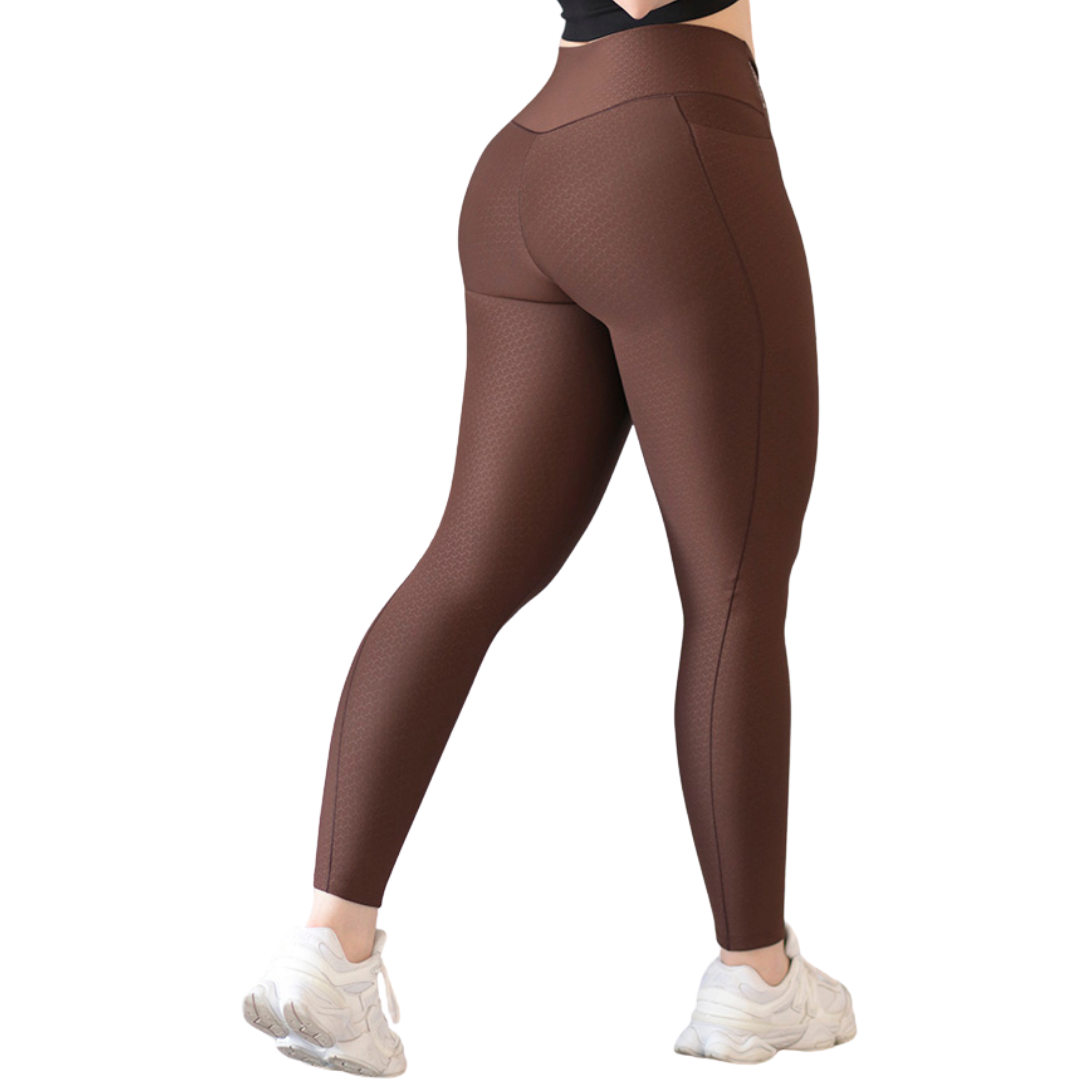 Leggings Deportivos para Mujer Fitness: Efecto Básico, Cintura Alta, Con Bolsillos Laterales, Textil Lycra Transpirable con Relieves Y, Color Chocolate | Adriana Olimpo