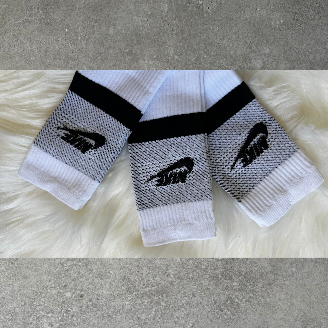 LITE | Paquete con 3 pares de calcetas deportivas