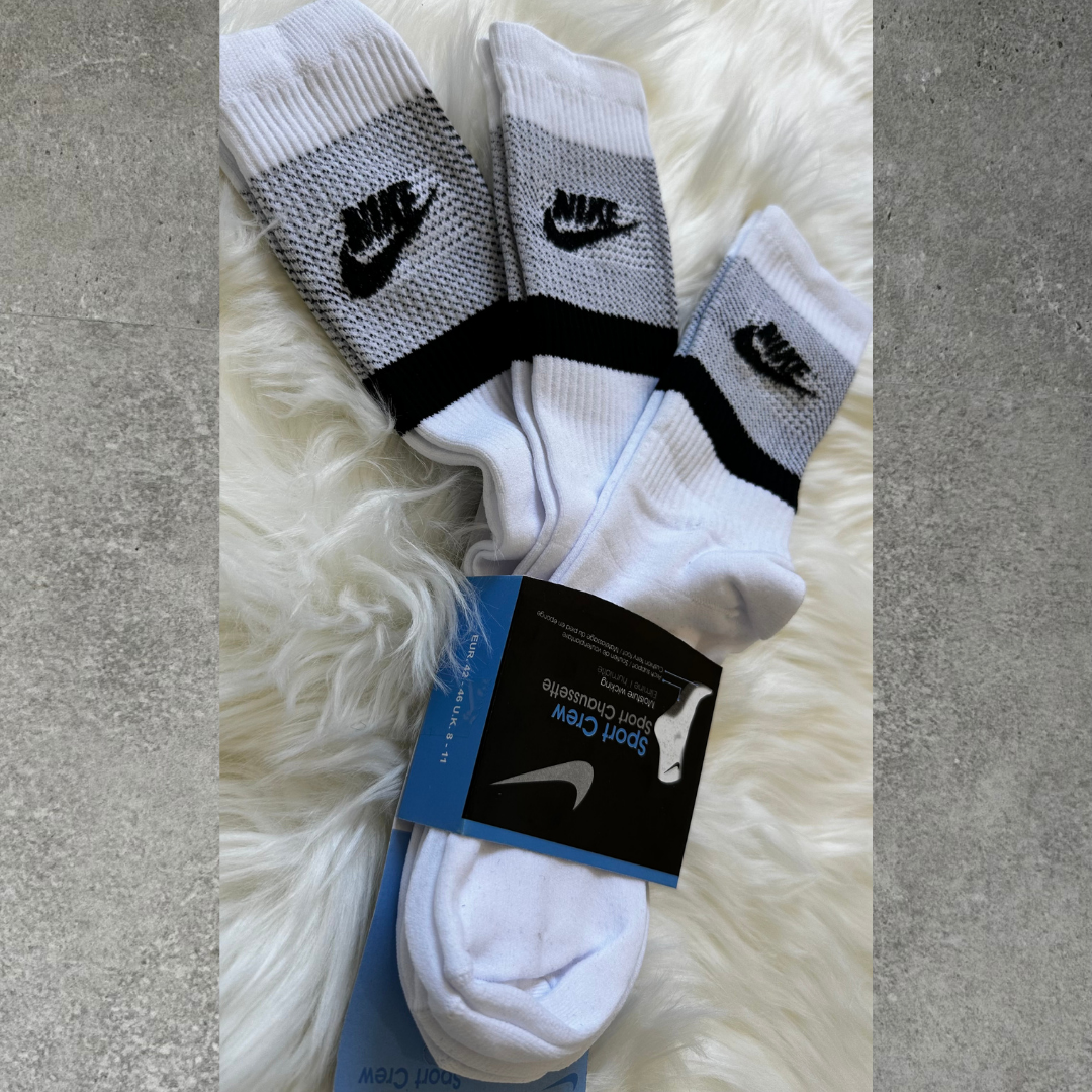 LITE | Paquete con 3 pares de calcetas deportivas