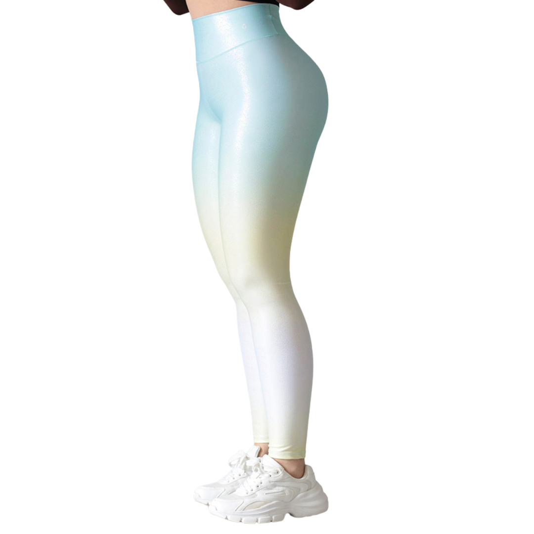 Leggings deportivos supplex para mujer, efecto push up con cintura alta, textil lycra transpirable con destellos ✨ tornasol. Color azul degradado| Adriana Olimpo