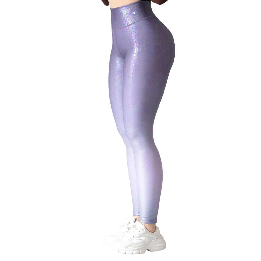 Leggings deportivos supplex para mujer, efecto push up con cintura alta, textil lycra transpirable con destellos ✨ tornasol. Color morado degradado| Adriana Olimpo