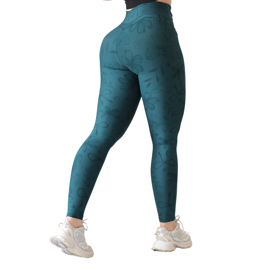 Leggings deportivos Suplex para mujer, efecto básico con cintura alta, textil lycra transpirable con acabado liso. Color verde flores| Adriana Olimpo