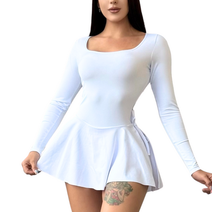 Enterizo Falda Shorts Deportiva para Mujer Fitness: Ajuste perfecto, Textil Lycra Transpirable con Acabado Liso, Color Blanco | Adriana Olimpo