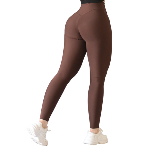 Leggings deportivos supplex para mujer, efecto push up con cintura alta, textil lycra transpirable con acabado liso. Color café | Adriana Olimpo