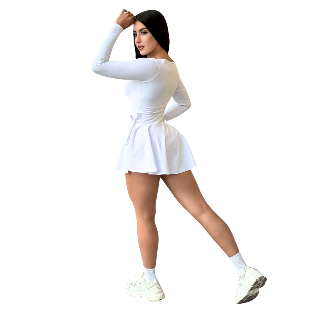 Enterizo Falda Shorts Deportiva para Mujer Fitness: Ajuste perfecto, Textil Lycra Transpirable con Acabado Liso, Color Blanco | Adriana Olimpo