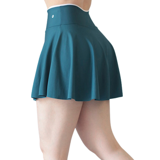 Falda short deportiva supplex para mujer, cintura alta con acabado liso. Color azul | Adriana Olimpo
