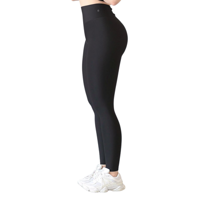 Leggings deportivos supplex para mujer, efecto push up con cintura alta, textil lycra transpirable con acabado liso. Color negro | Adriana Olimpo