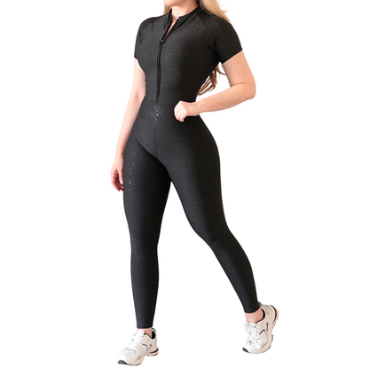 Enterizo Deportivo Manga Corta para Mujer Fitness: Efecto Básico,  Textil Lycra Transpirable  con Destellos Reflectantes✨ y Relieves Estelar, Color Negro | Adriana Olimpo