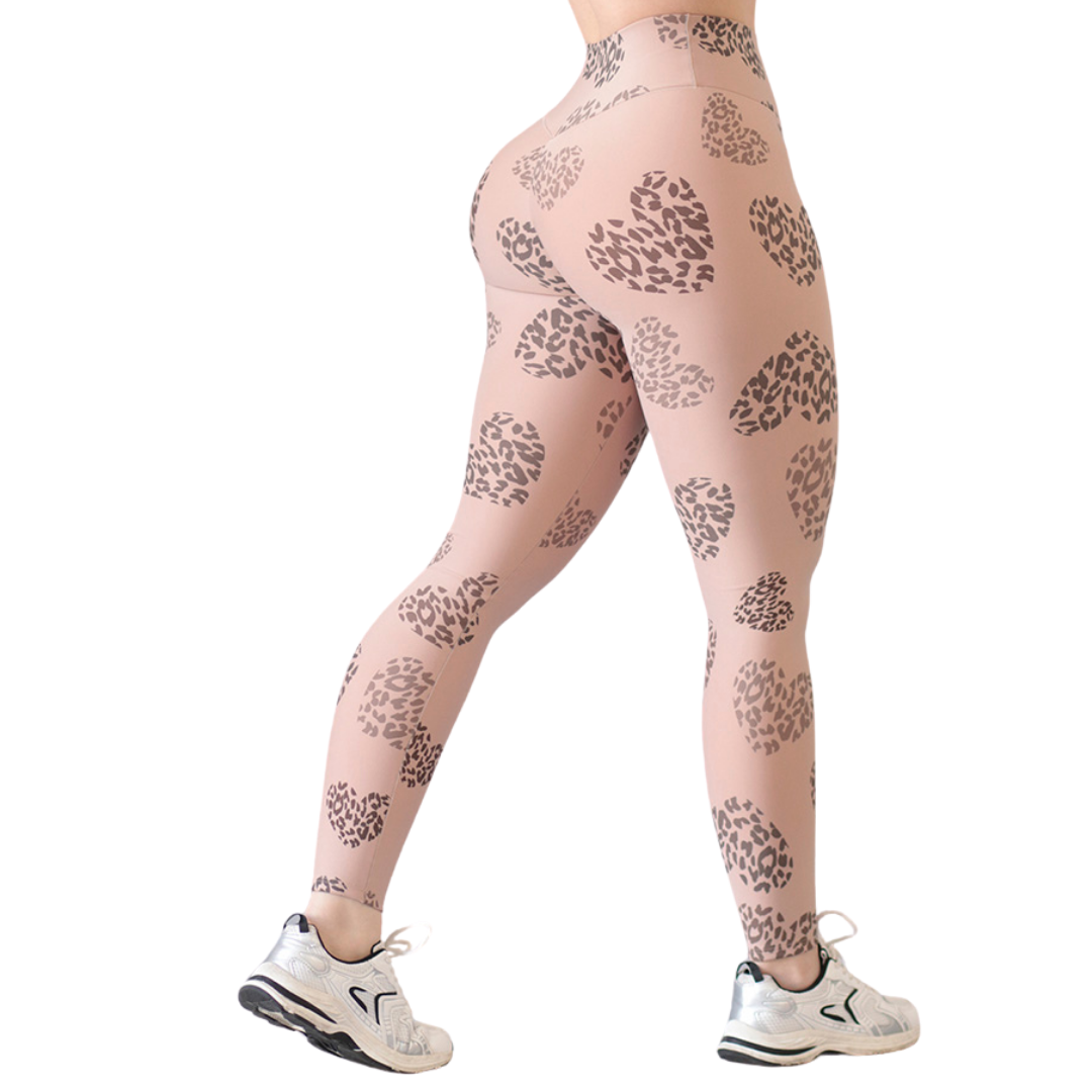 Leggings Deportivos para Mujer Fitness: Efecto Push Up, Cintura Alta, Textil Lycra Transpirable con Acabado Liso Corazón, Color Nude | Adriana Olimpo