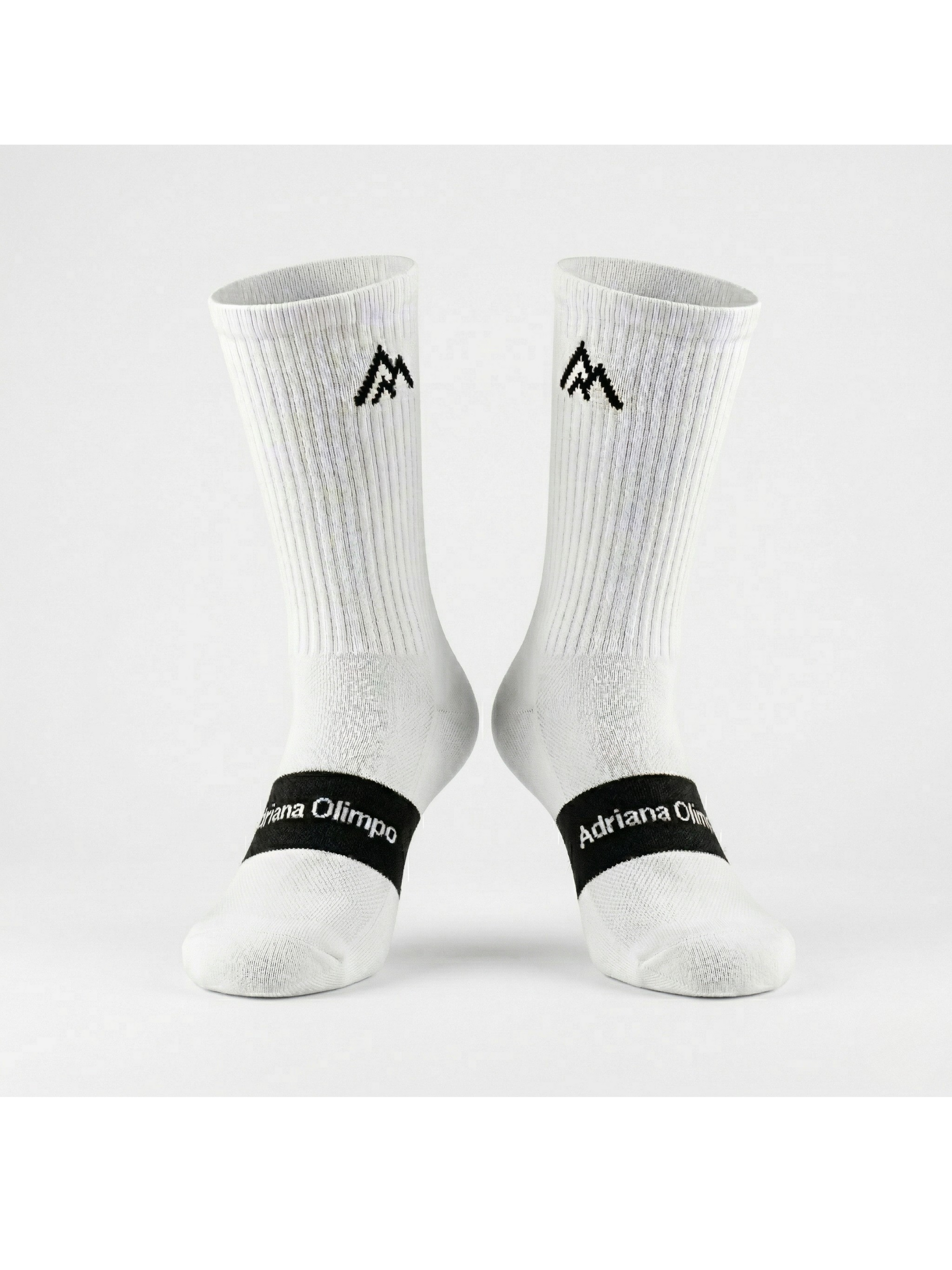 ADRIANAOLIMPO® | Calcetas - 1 Par de Calcetas Deportivas | Adriana Olimpo – Blancas | Ropa deportiva para mujer Elite HotSale Blackfriaday Envío Gratis a México. Mayoreo Menudeo Ofertas Exclusivas