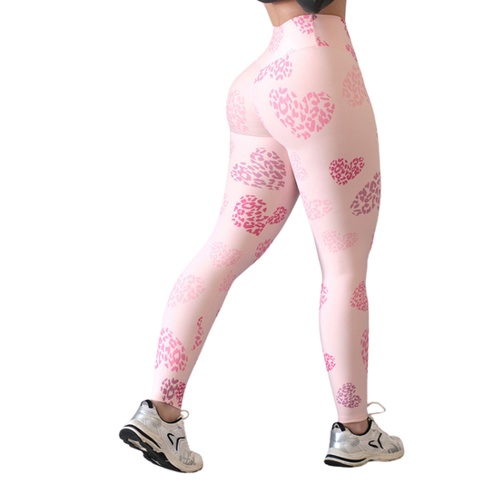 Leggings Deportivos para Mujer Fitness: Efecto Push Up, Cintura Alta, Textil Lycra Transpirable con Acabado Liso Corazón, Color Rosita | Adriana Olimpo