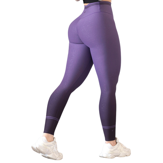 Leggings Deportivos para Mujer Fitness: Efecto Push Up, Cintura Alta, Textil Lycra Transpirable con Acabado Liso Degradado, Color Uva | Adriana Olimpo