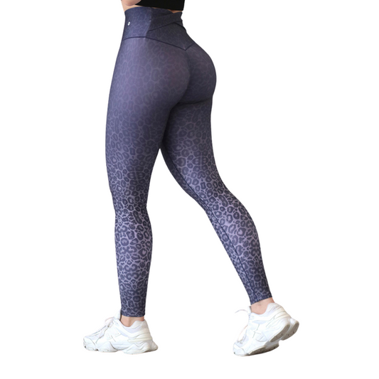 Leggings deportivos supplex para mujer, efecto push up con cintura alta, textil lycra transpirable con acabado liso print degradado. Color lila | Adriana Olimpo