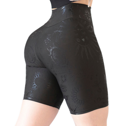 Biker Deportivos para Mujer Fitness:  Efecto Básico, Cintura Alta, Textil Lycra Transpirable con Destellos Reflectantes✨ y Relieves Sol, Color Negro | Adriana Olimpo