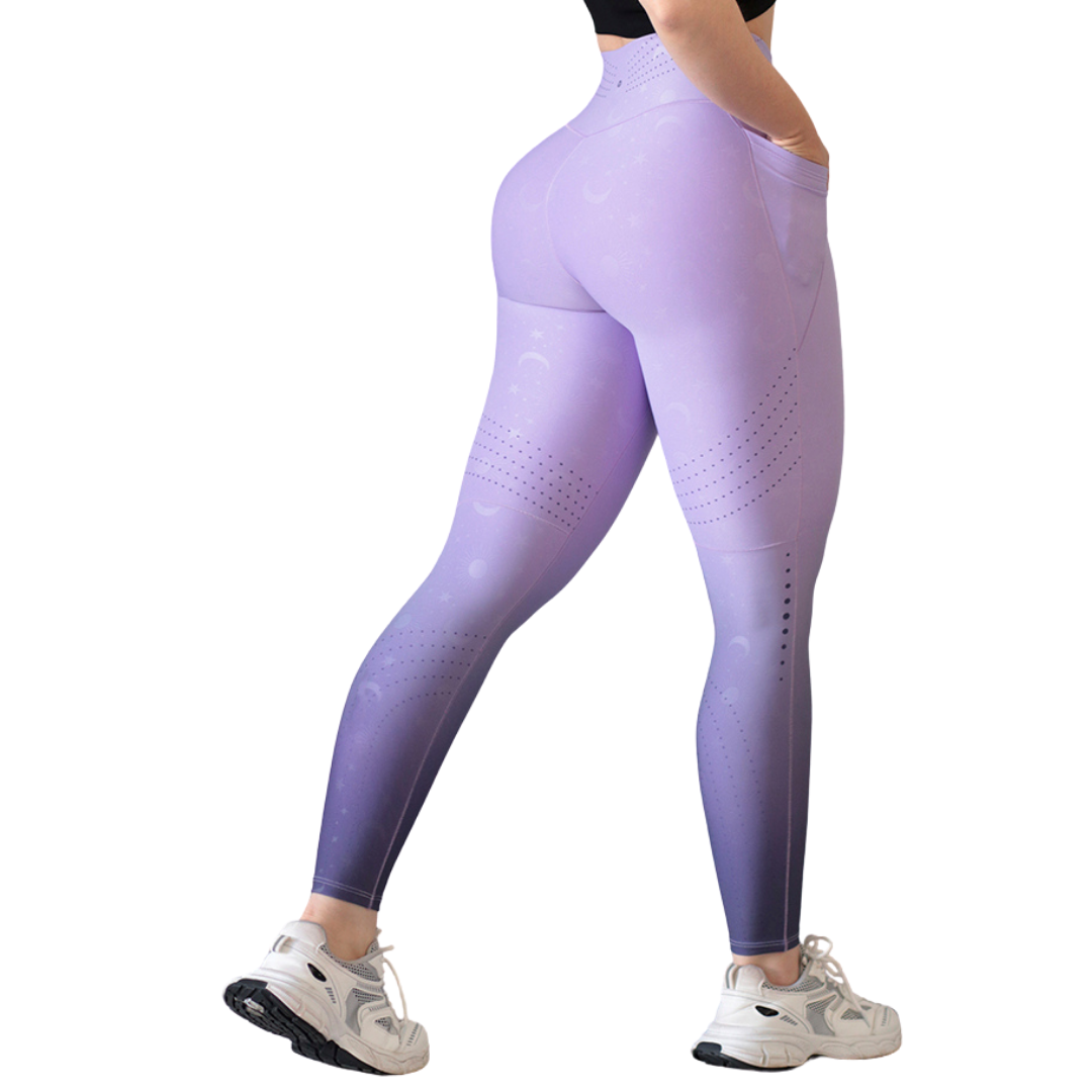 Leggings Deportivos para Mujer Fitness: Efecto Básico, Cintura Alta, Con Bolsillos Laterales, Textil Lycra Transpirable con Relieves de Lunas, Color Lila Degradado | Adriana Olimpo