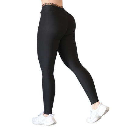 🔹 Leggings push up | Supplex Stretch, Liso – Negro line leo