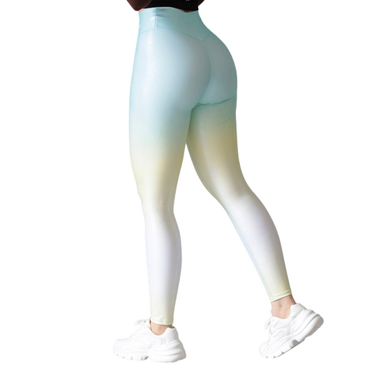 Leggings deportivos supplex para mujer, efecto push up con cintura alta, textil lycra transpirable con destellos ✨ tornasol. Color azul degradado| Adriana Olimpo
