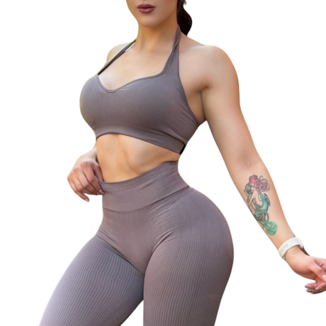 ADRIANAOLIMPO® | Top - Top Halter Deportivo | Dashian Slim – Velvet Smoke | Ropa deportiva para mujer Elite HotSale Blackfriaday Envío Gratis a México. Mayoreo Menudeo Ofertas Exclusivas