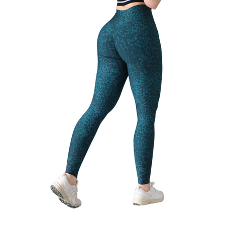 ADRIANAOLIMPO® | Leggins - Leggings push up | Supplex Stretch, Liso Print – Verde | Ropa deportiva para mujer Elite HotSale Blackfriaday Envío Gratis a México. Mayoreo Menudeo Ofertas Exclusivas