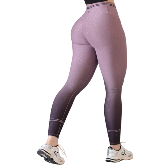 Leggings Deportivos para Mujer Fitness:  Efecto Push Up, Cintura Alta, Textil Lycra Transpirable con Relieves Mini Print, Color Morado Degradado | Adriana Olimpo