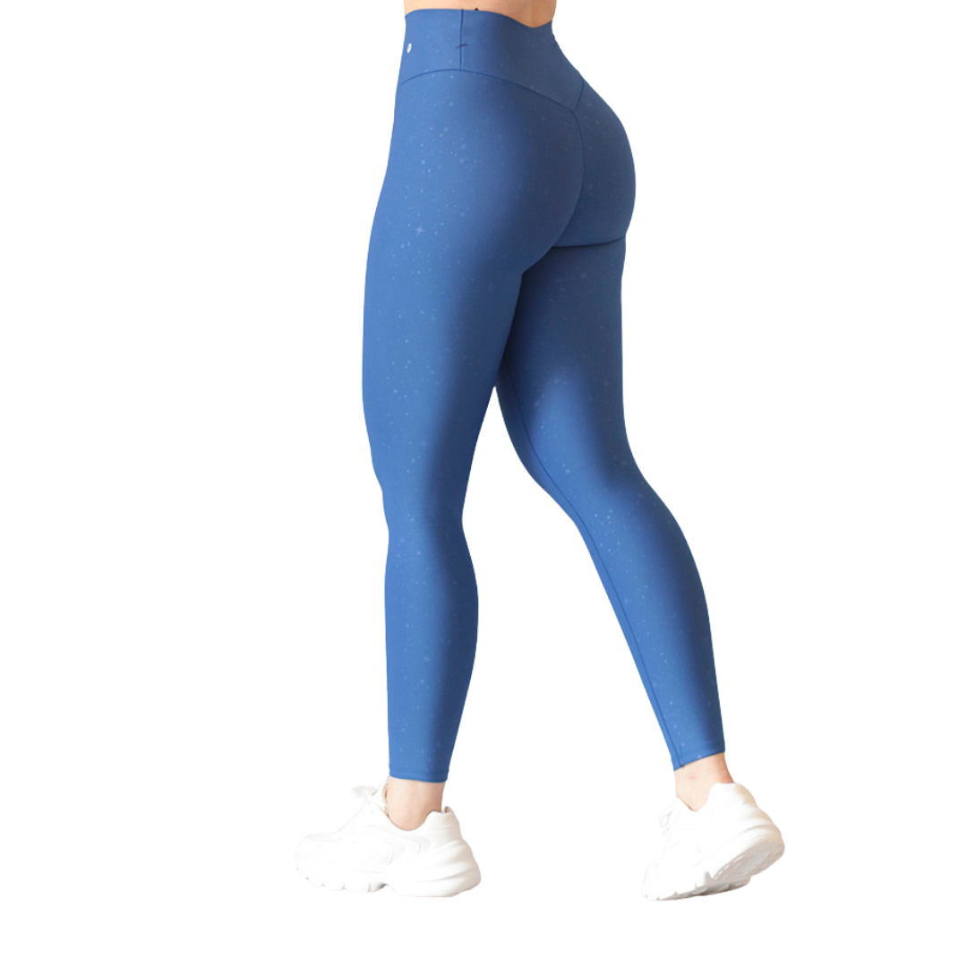 Leggings deportivos supplex para mujer, efecto push up con cintura alta, textil lycra transpirable con relieves de bolitas. Color azul | Adriana Olimpo
