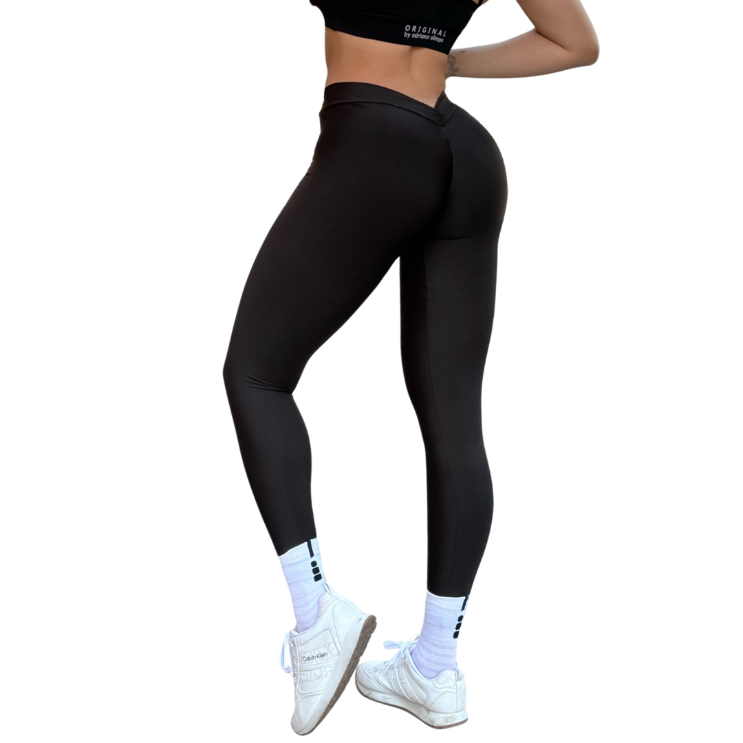 LEGGINS ADRIANA OLIMPO:  V DEEP, EFECTO PUSH UP, TEXTIL LISO.