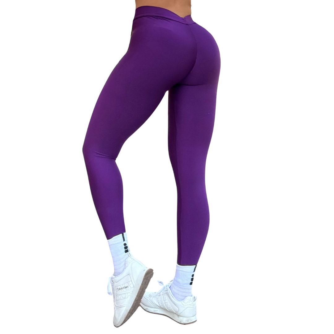 LEGGINS ADRIANA OLIMPO:  V DEEP, EFECTO PUSH UP, TEXTIL LISO.