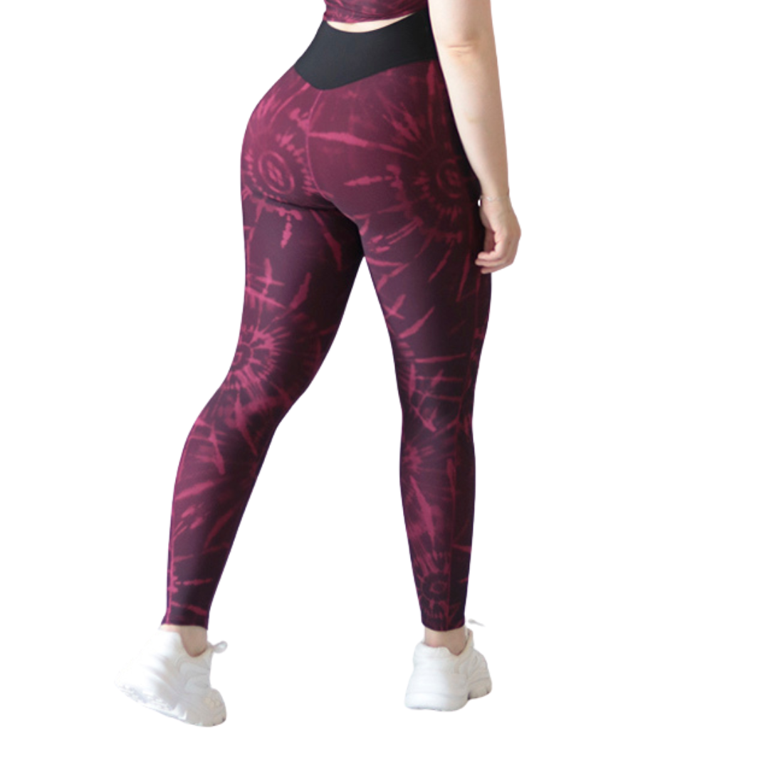 Leggings deportivos supplex para mujer, efecto básico con cintura alta, textil lycra transpirable con acabado liso tie day. Color vino | Adriana Olimpo