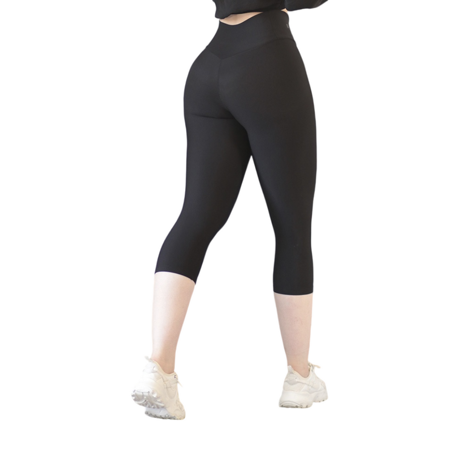 ADRIANAOLIMPO® | Leggins - Leggings Capri básico | Supplex Stretch, Liso – Negro | Ropa deportiva para mujer Elite HotSale Blackfriaday Envío Gratis a México. Mayoreo Menudeo Ofertas Exclusivas