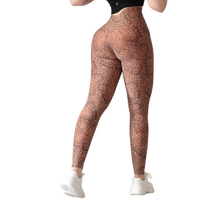 Leggings deportivos supplex para mujer, efecto push up con cintura alta, textil lycra transpirable con acabado liso mariposas. Color tangerine | Adriana Olimpo